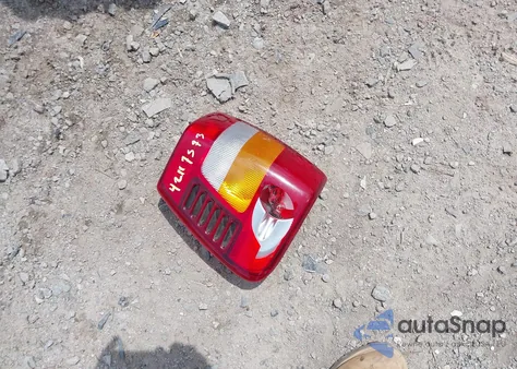 2004 Jeep Grand Cherokee Laredo из США, поврежденный, VIN 1J4GX48S44C324106